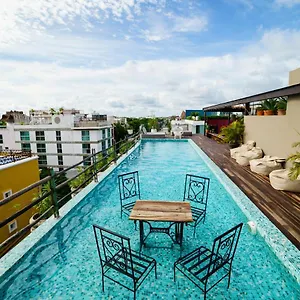 Be Playa Boutique & Rooftop Bar 4*, Playa del Carmen Mexico